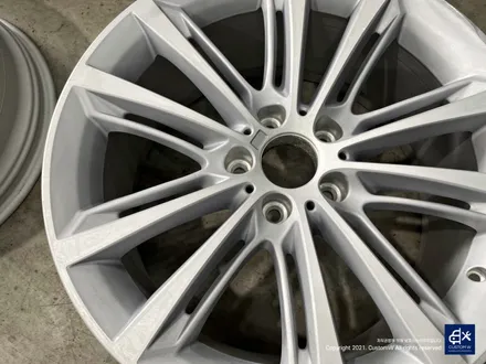 BMW F10 530d 크롬 도금 벗겨짐현상 약품 박리 제거 후 페라리 골드 휠도색 + 레드 캘리퍼 도색 / 용인 처인구