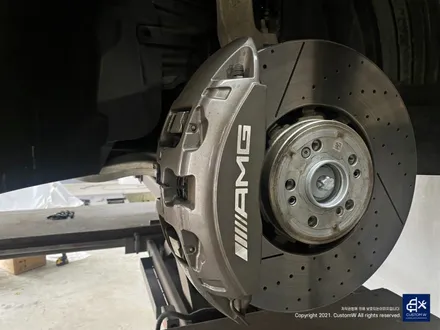 벤츠 GLE53 AMG 잘 못된 휠수리 박리 제거 후, 블랙유광 휠도색 + 레드 캘리퍼 도색 / 용인 처인구