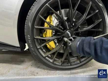 부내나는 애스턴 마틴 밴티지 ASTON MARTIN VANTAGE 심지어 로드스터라니.!아쉬운 캘리퍼를 완성체로 만들어 드렸습니다. 골드 캘리퍼 도색_!(feat. 차 리뷰 숏 영상) / 용인 처인구