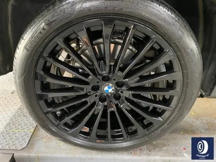 BMW X7 22인치 757 타 업체 휠 수리 도색 불량 재작업 / 약품 박리 후, 하이그로시 블랙 (검정 유광) 휠도색 / 용인 처인구