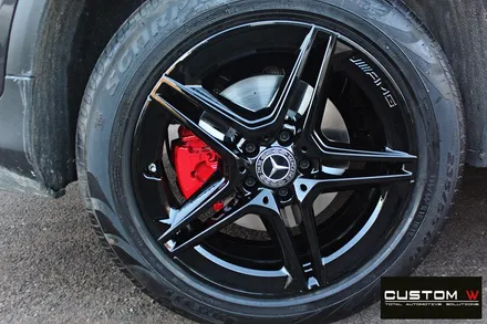 벤츠 GLC300e 휠 상처 수리 후 블랙유광 휠도색 + 레드 캘리퍼 도색 / 용인 처인구