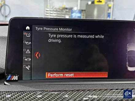BMW M4 437M 휠수리 후 블랙 유광 휠도색 / 용인 처인구