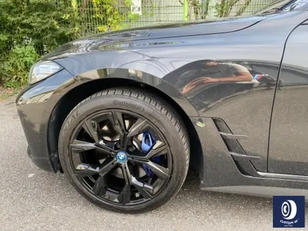BMW I4 M40 860M 블랙 유광 휠도색 ( feat. 휠에 장착되어 있는 플라스틱 커버 20개도 함께  검정 유광 도색) / 용인 처인구