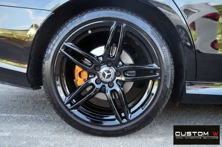 벤츠 W213 E300 AMG LINE 블랙 유광 휠도색, 캘리퍼 도색. / 용인 처인구