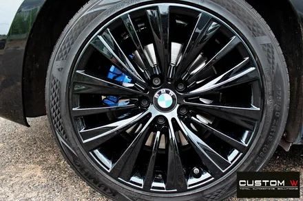 BMW 5GT 휠 상처 수리 후 블랙유광 휠도색 + 블루 캘리퍼 도색 / 용인 처인구