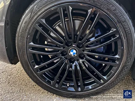 BMW G30 530e 664M 휠수리 후 블랙유광 휠도색 / 용인 처인구