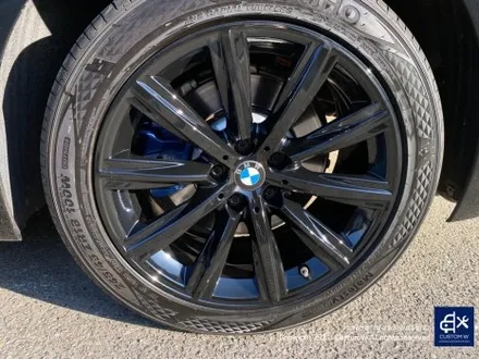 BMW G30 520i 하이그로시 블랙 휠도색 + 블루 캘리퍼 도색 / 용인 처인구