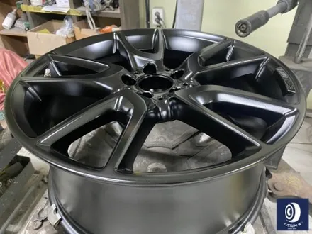 벤츠 W213 E43 AMG 휠 상처 수리 후 사틴 블랙 (무광 검정 / 매트 블랙) 휠 복원 도색 + 카본 세라믹 골드 캘리퍼 도색 / 용인 처인구