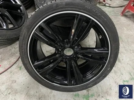 BMW F30 330i 442M 19인치 휠 상처 수리 및 부식 제거 /  약품 박리 ( 페인트 제거) 후, 블랙 + 실버 투톤 휠도색 / 용인 처인구