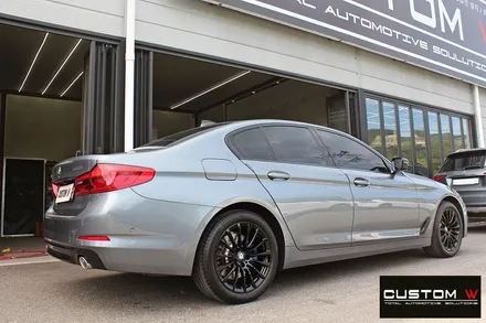 BMW G30 520i 블랙유광 휠도색 + 블루 캘리퍼 도색 / 용인 처인구