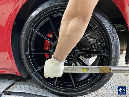 포르쉐 718 박스터 GTS 휠수리 후 제트 블랙 휠도색 / 용인 처인구