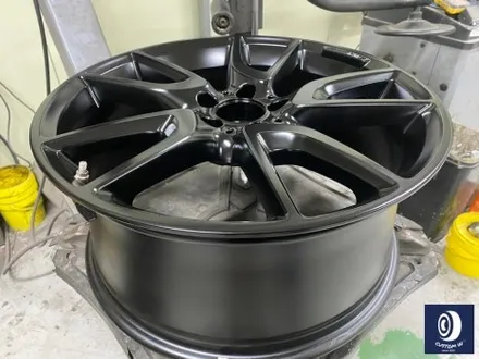 벤츠 W213 E43 AMG 휠 상처 수리 후 사틴 블랙 (무광 검정 / 매트 블랙) 휠 복원 도색 + 카본 세라믹 골드 캘리퍼 도색 / 용인 처인구