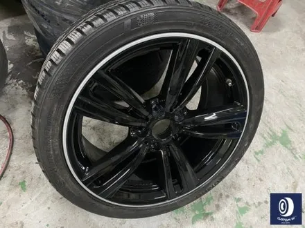 BMW F30 330i 442M 19인치 휠 상처 수리 및 부식 제거 /  약품 박리 ( 페인트 제거) 후, 블랙 + 실버 투톤 휠도색 / 용인 처인구