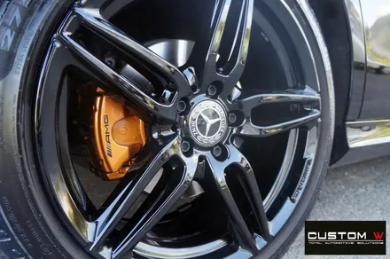 벤츠 W213 E300 AMG LINE 블랙 유광 휠도색, 캘리퍼 도색. / 용인 처인구