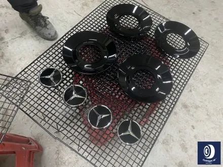 번호판도 장착되지 않은 신차 출고 작업_! / 벤츠 G63AMG 22인치 하이그로시 블랙 (검정 유광) 휠도색 (feat. 센터 휠 캡 주변 부품 모두 포함) / 용인 처인구