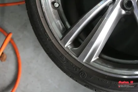 블랙폴리쉬가 잘 맞는 화이톤 바디의 BMW 428I 19인치 M휠 커스터마이징. / 용인 처인구