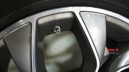 올바른 다이아몬드컷팅 휠수리로 BMW X4의 휠을 복원 하였습니다. by 커스텀W / 용인 처인구