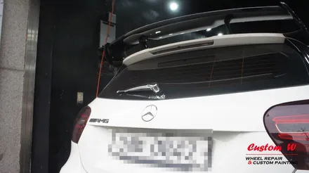 벤츠 A45 AMG 휠 상처 수리 후 블랙유광 휠도색 + 레드 AMG 캘리퍼도색. / 용인 처인구
