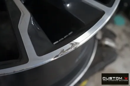 BMW G01 X3 휠 상처 수리 후, 블랙 유광 휠도색. / 용인 처인구