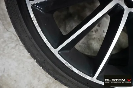 벤츠 CLS450 다이아몬드 컷팅 1개 휠복원 + 레드 캘리퍼 도색 / 용인 처인구