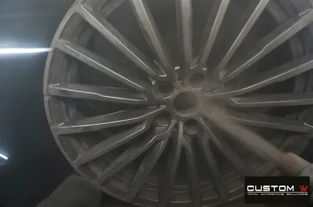 BMW G12 740LI 휠 상처 수리 후 고스트 크롬 휠도색 / 용인 처인구