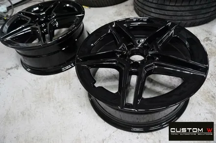 벤츠 20년 신형 CLA250 블랙유광 휠도색 + 애시드 그린(ACID GREEN) 형광 캘리퍼 도색 / 용인 처인구