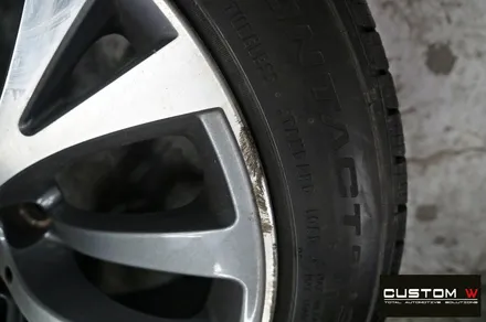 BMW 5GT 휠 상처 수리 후 블랙유광 휠도색 / 용인 처인구