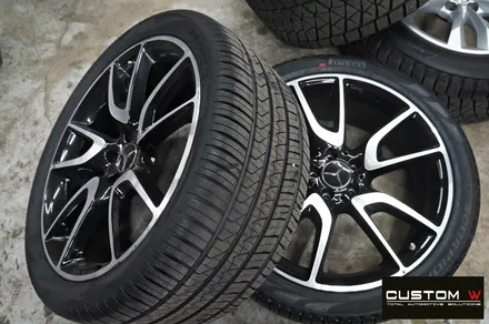 벤츠 GLC43 AMG 휠 상처 수리 후 블랙유광 휠도색 + 카본 세라믹 골드 캘리퍼 도색 / 용인 처인구