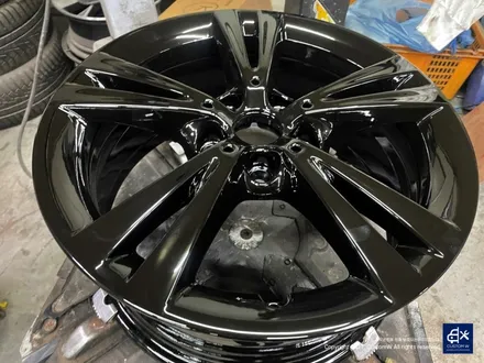 BMW 액티브 투어러 휠수리 후 블랙유광 휠도색 / 용인 처인구