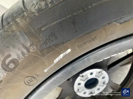 벤츠 GLE53 AMG 잘 못된 휠수리 박리 제거 후, 블랙유광 휠도색 + 레드 캘리퍼 도색 / 용인 처인구