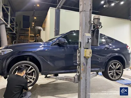 BMW X6 M50i 747M 블랙유광 휠도색 / 용인 처인구