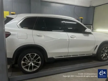 후기글 작성해 주신 고객님의 차량_! BMW G05 X5 45e 휠 상처 수리 후, 블랙 유광 휠도색 그리고 부식 녹 제거 및 방지 블루 캘리퍼 도색 작업까지_! / 용인 처인구