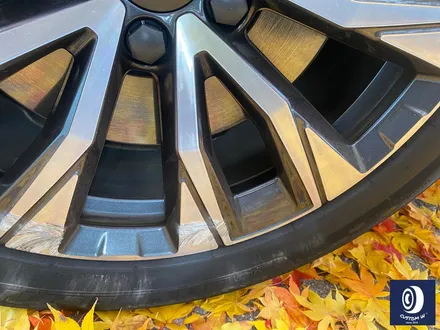 볼보 V90 CC (크로스 컨트리) 휠 상처 수리 후, 블랙 유광 휠도색_ / 용인 처인구