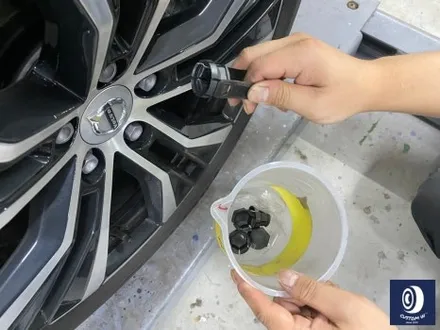 볼보 XC60 20인치 하이그로시 블랙 (검정 유광) 휠 도색 / 용인 처인구