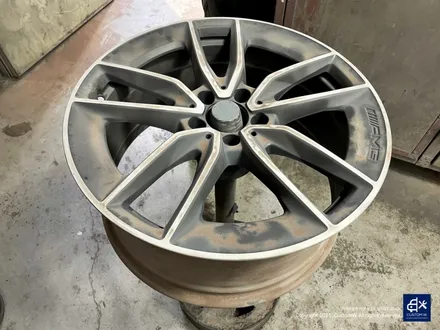 벤츠 C43 AMG 블랙유광 휠도색 + 레드 캘리퍼 도색 / 용인 처인구