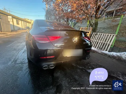 요즘 빙판길 조심하세요.. (빙판 댄스 영상 첨부) CLS53 AMG 기존 고객 휠 수리 불가 판정 신품 교체 후 , 재방문  기존 컬러로 유광 블랙 실버 투톤 휠 복원 도색 / 용인 처인구