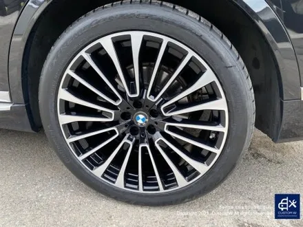 BMW X7 40i 22인치 블랙 폴리시 (블랙 휠도색 + 스포크 전면부 다이아몬드 커팅 가공 블랙 투톤 휠) 세차 관리 유지 보수 관리 용이함 그리고 멋짐 폭발 효과까지_! / 용인 처인구