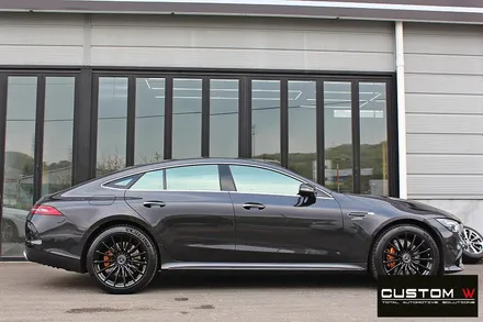 벤츠 GT43 AMG 블랙유광 휠 도색 + 카본 세라믹 골드 캘리퍼 도색 (블랙 차량) / 용인 처인구