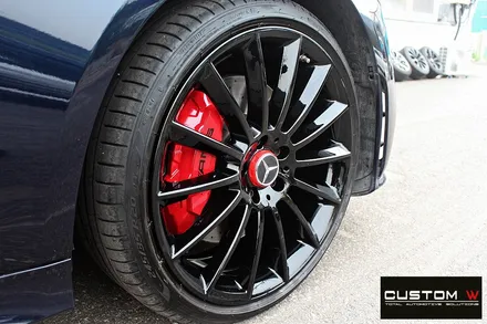 벤츠 CLS400d 휠 상처 수리 후 블랙유광 휠도색 + 레드 캘리퍼 도색 / 용인 처인구