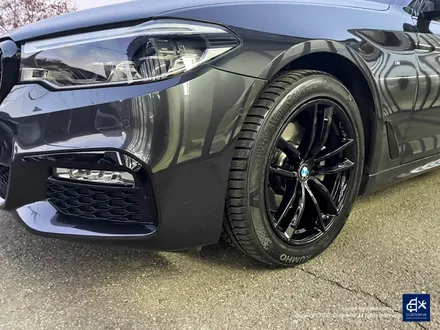 BMW G30 520d 662M 휠수리 후 블랙유광 휠도색 / 용인 처인구