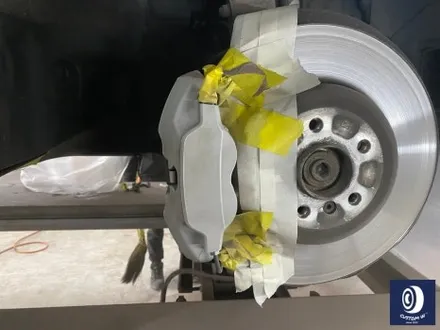 BMW G05 X5 22인치 휠 상처 수리 후, 블랙 유광 휠도색 + 부식 제거 후, 블루 캘리퍼 도색 / 용인 처인구