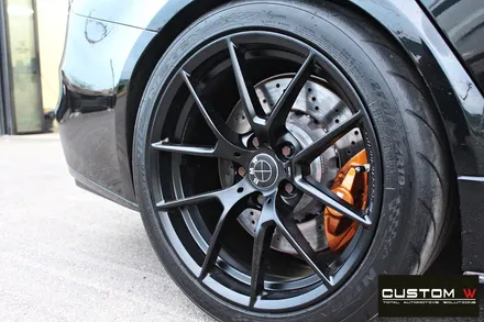 비포장도로에서 손상된  BMW F80 M3 반무광 휠 복원, 카본 세라믹 골드 캘리퍼 도색 / 용인 처인구