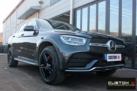 벤츠 GLC300e 휠 상처 수리 후 블랙유광 휠도색 + 레드 캘리퍼 도색 / 용인 처인구