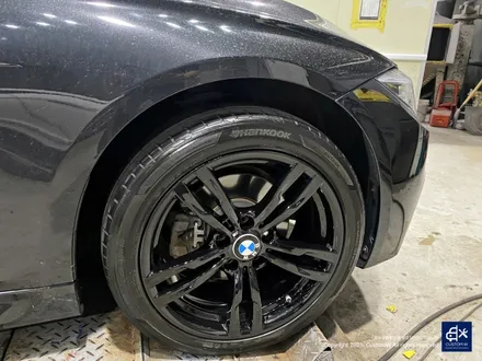 BMW F30 320d 441M 휠수리 후 블랙유광 휠도색 / 용인 처인구