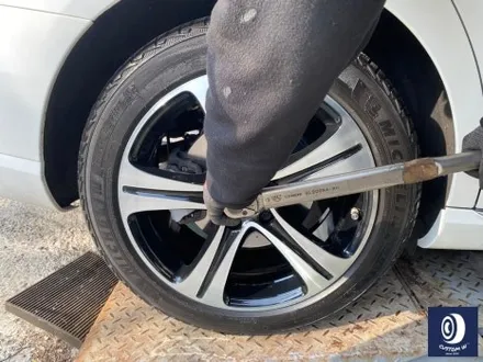 벤츠 W213 E300 18인치 휠 상처 수리 후, 다이아몬드 커팅 가공을 이용한 블랙 폴리시 휠 만들기_! / 용인 처인구