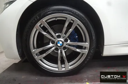 BMW F30 320i 휠 상처 수리 후, 고스트 크롬 휠도색 , 지저분한 캘리퍼 부식 녹 제거 후, 블루 컬러 도색. / 용인 처인구