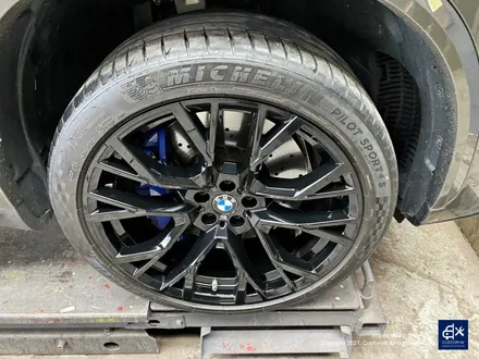 BMW X5M 809M 휠수리 후 블랙유광 휠도색 / 용인 처인구