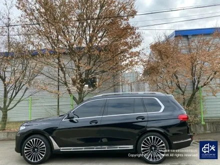 BMW X7 40i 22인치 블랙 폴리시 (블랙 휠도색 + 스포크 전면부 다이아몬드 커팅 가공 블랙 투톤 휠) 세차 관리 유지 보수 관리 용이함 그리고 멋짐 폭발 효과까지_! / 용인 처인구