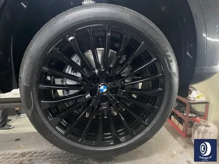 BMW X7 40D 신차 출고 작업 22인치 블랙 유광 휠도색 / 용인 처인구