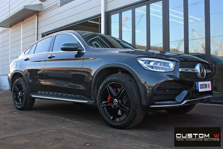 벤츠 GLC300e 휠 상처 수리 후 블랙유광 휠도색 + 레드 캘리퍼 도색 / 용인 처인구